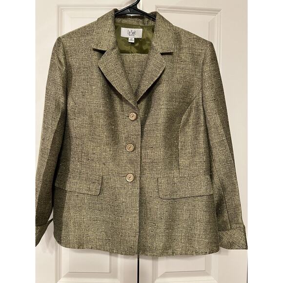 LeSuit Petite Women's 2 Piece Suit with Skirt, Size 14P - Picture 1 of 16